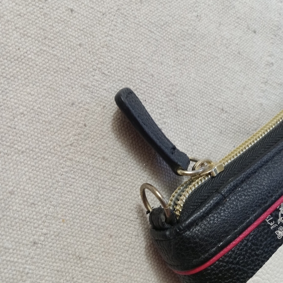 Betsey Johnson striped zippered wallet - Picture 4 of 8